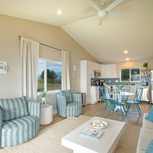 The Black Sands Inn  | 8 |  Newly Renovated |  Oceanfront | Deluxe King Suite