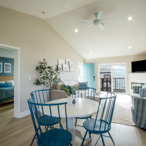 The Black Sands Inn  | 8 |  Newly Renovated |  Oceanfront | Deluxe King Suite